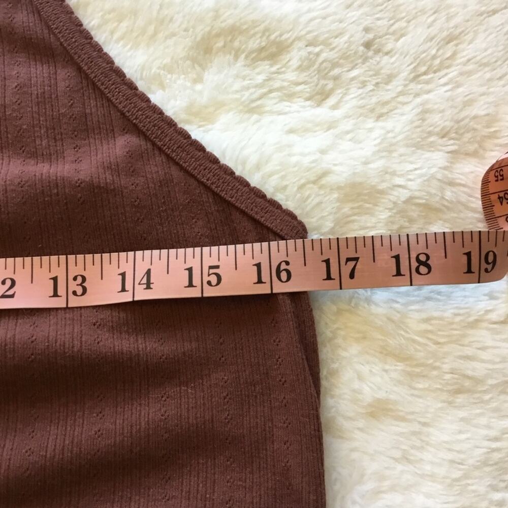 Old Navy Brown EyeletTank Top - Picture 11 of 12